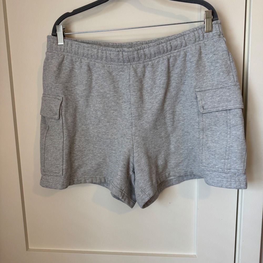 Tna Aritzia Cozy Fleece Boyfriend Cargo Shorts Heather Grey XL